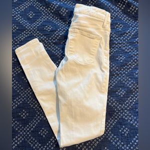 White denim skinny jeans